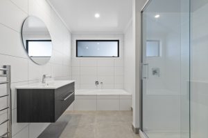 Te Rata Blvd - Bathroom